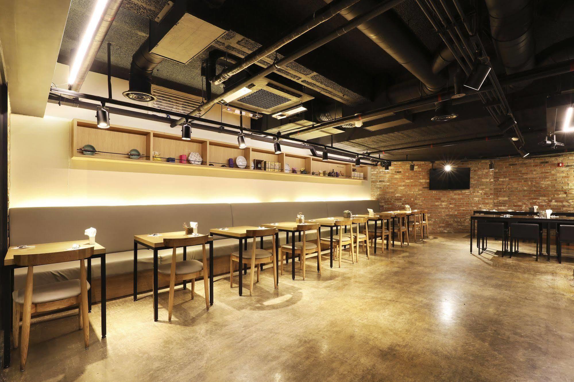 Hotel Aventree Jongno Seoul